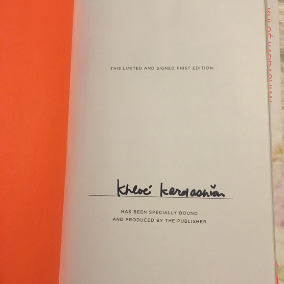 Signed 1st edition Khloe Kardashian book - Picture 3 of 4